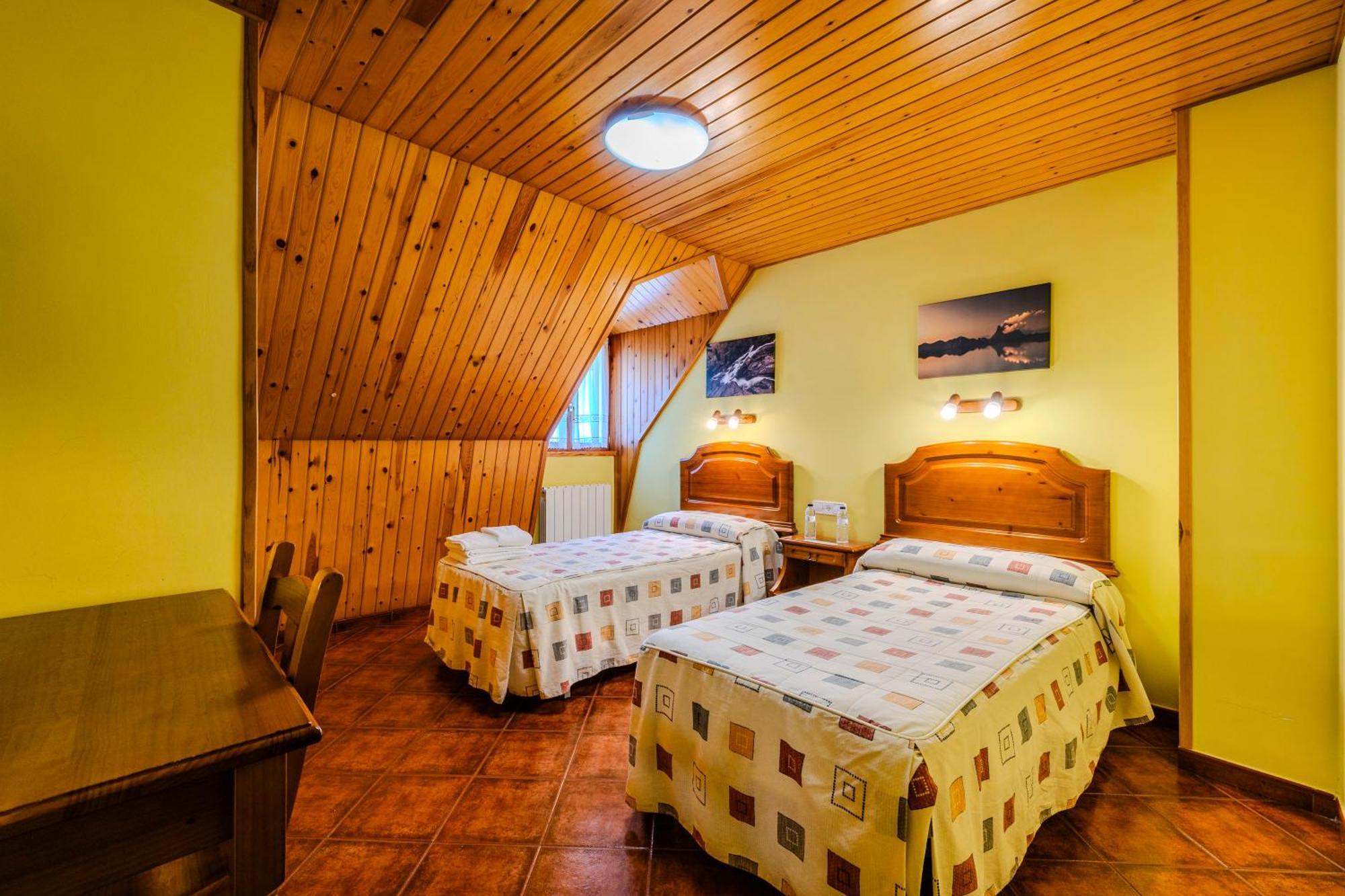 Hostal Panart Bielsa Esterno foto