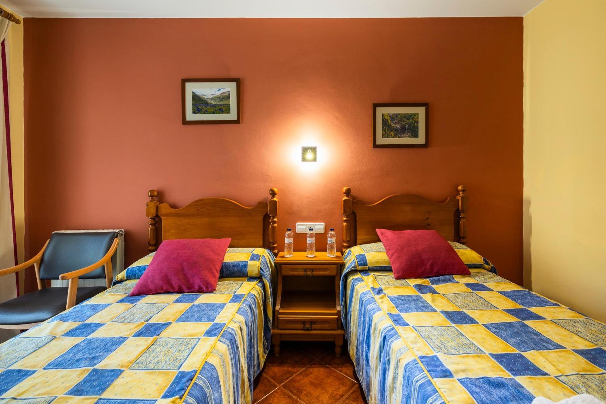 Hostal Panart Bielsa Esterno foto